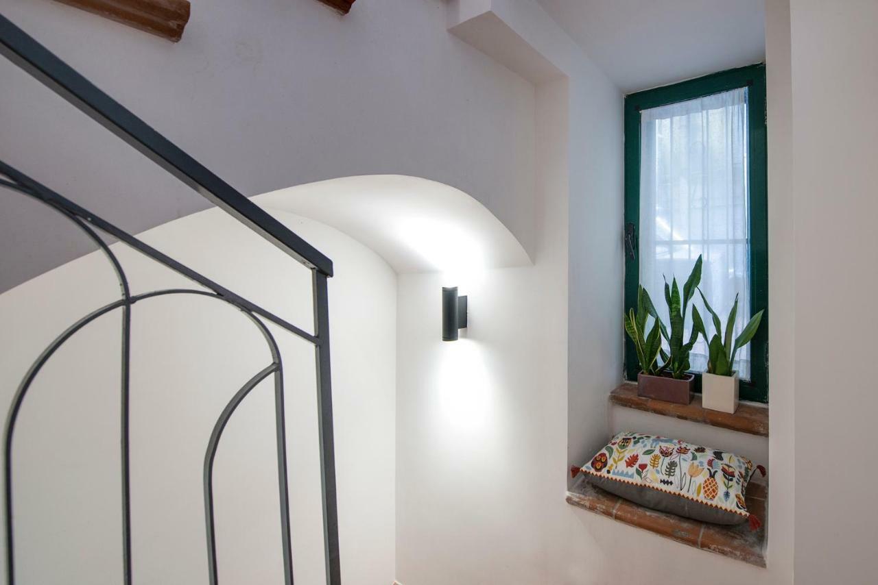 Ferienwohnung Le Terrazze Sul Cortile Salerno Exterior foto